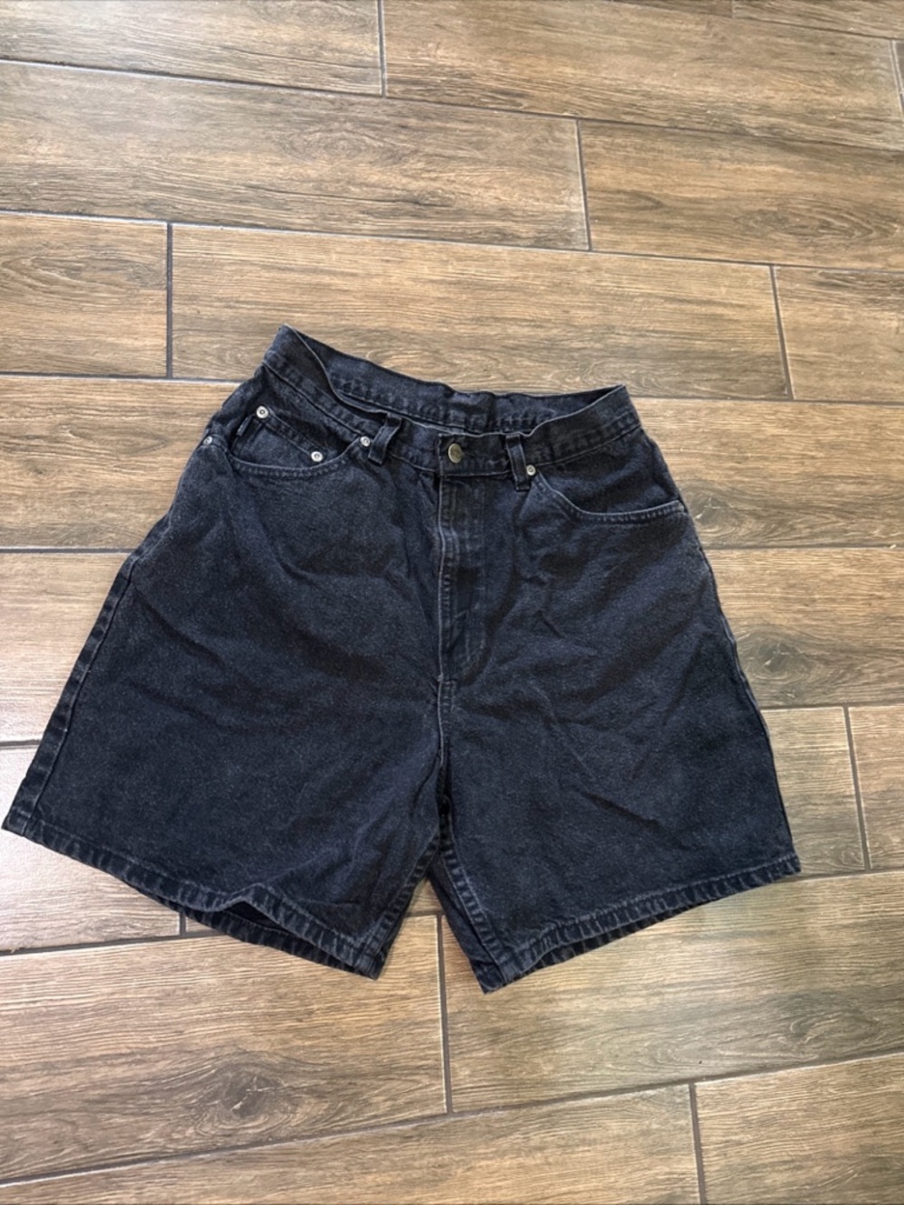 Vintage Chic Women’s Black Denim Cotton Jean Shorts USA Size 10 Average